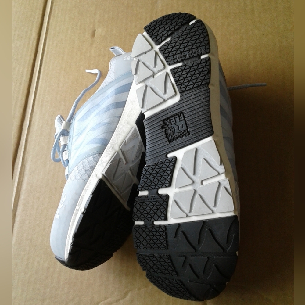 Sneaker - Picture 5 of 8